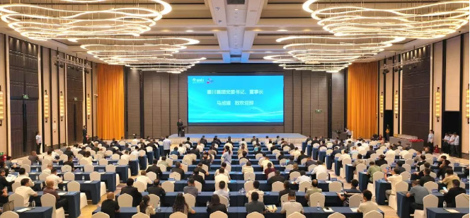 【60年庆 · 工厂开放日】数智3044永利集团·装备领航—诚邀用户感恩答谢“回家之旅” 誓与用户携手共进“未来之约”